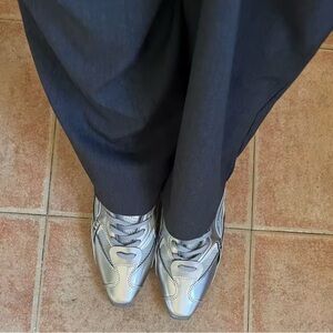 Stylish Silver Women's Sneakers